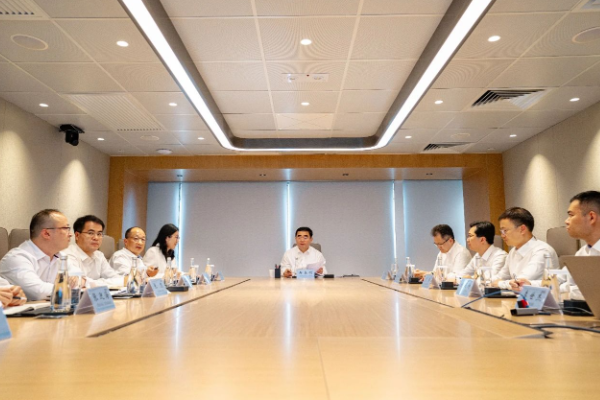 滿慎剛到香港調研：打造實業資本雙輪驅動、國內國際雙循環發展的戰略支撐平臺