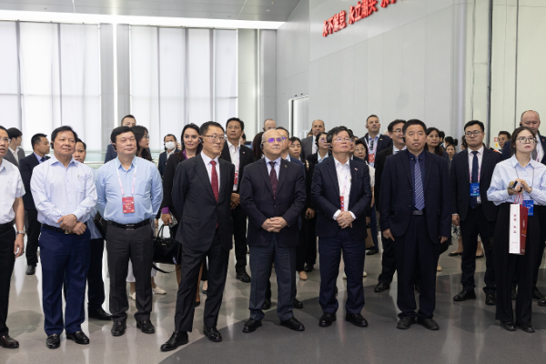 友城搭橋 發展共贏丨以高端裝備為媒，山東重工與47國友人共繪全球合作新藍圖